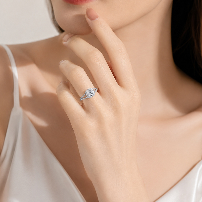 인기 상품: 100% S925 순은 소재의 눈부신 광채 - Moissanite Engagement Ring 1 Carat 리뷰 및 가격