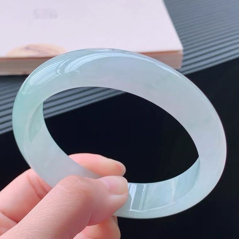 미얀마 여성용, 아이스 왁스 싱글 컬러 반투명 비취 팔 - Bracelets 리뷰 및 가격