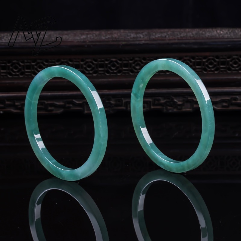 천연 에메랄드 48-62mm 버마 에메랄드 옥 블루 워 - Bracelets 리뷰 및 가격